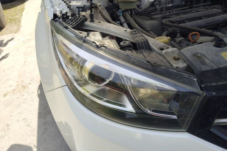 Used Chery Tiggo 3 2016 1.6L Manual Fashion Edition Right Front Headlight