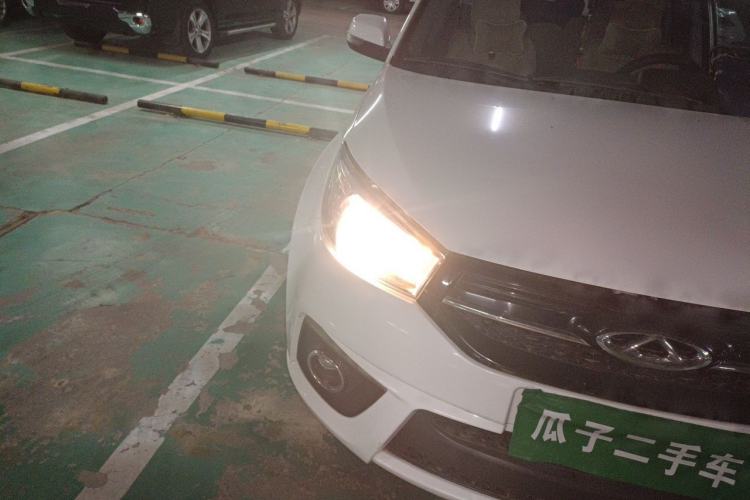 Used Chery Tiggo 3 2016 1.6L Manual ZhiShang Edition Right Front Headlight