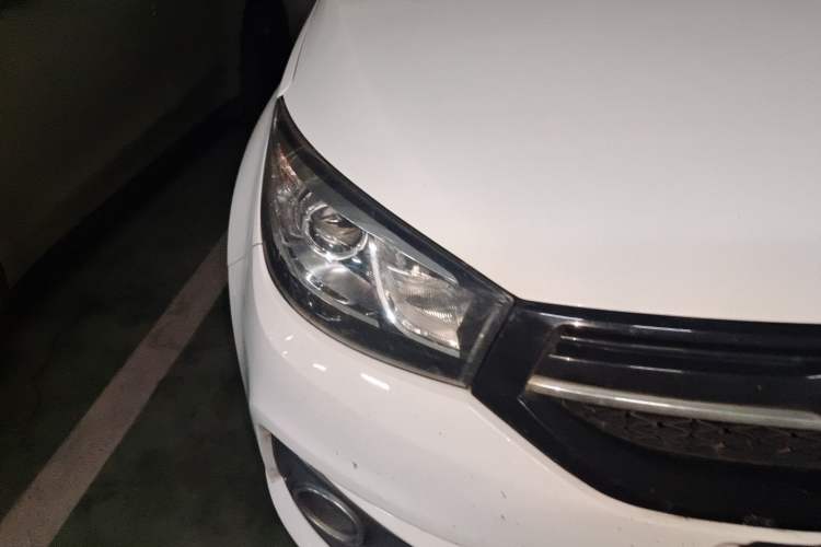 Used Chery Tiggo 3 2016 1.6L CVT ZhiShang Edition Right Front Headlight