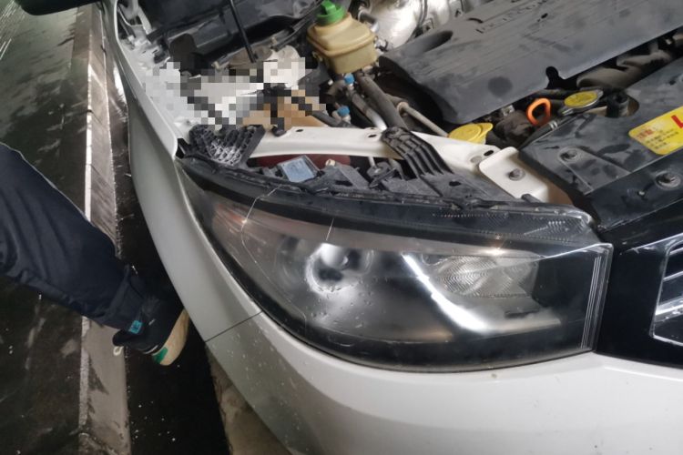 Used Chery Tiggo 3 2016 1.6L CVT ZhiShang Edition Right Front Headlight