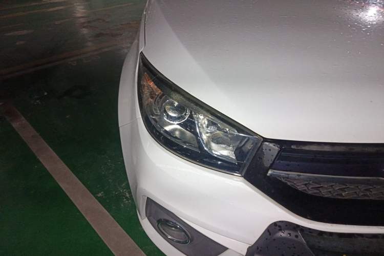 Used Chery Tiggo 3 2016 1.6L Manual Fashion Edition Right Front Headlight