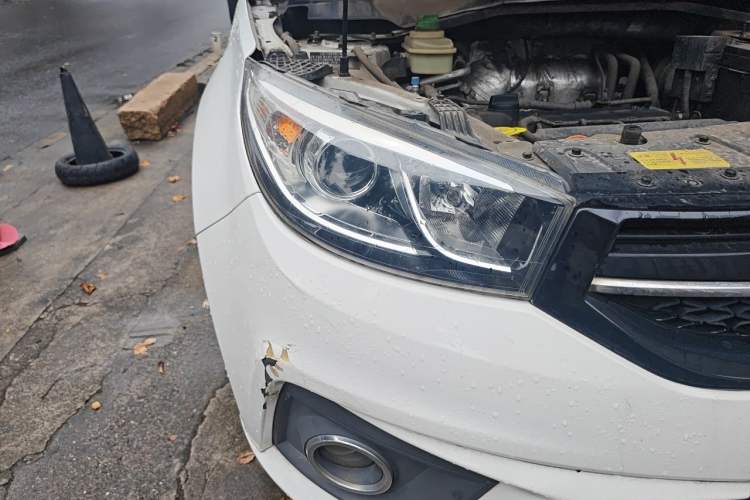 Used Chery Tiggo 3 2016 1.6L CVT Fashion Edition Right Front Headlight