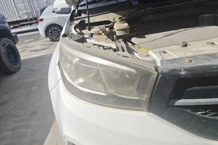 Used Chery Tiggo 3 2016 1.6L Manual ZhiShang Edition Right Front Headlight