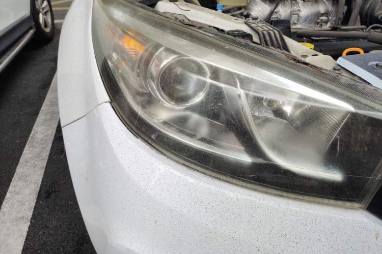 Used Chery Tiggo 3 2016 1.6L Manual Fashion Edition Right Front Headlight
