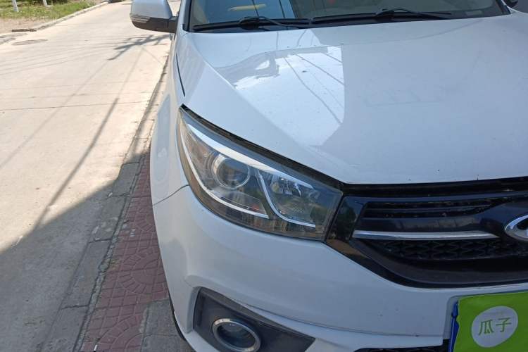 Used Chery Tiggo 3 2016 1.6L Manual ZhiShang Edition Right Front Headlight