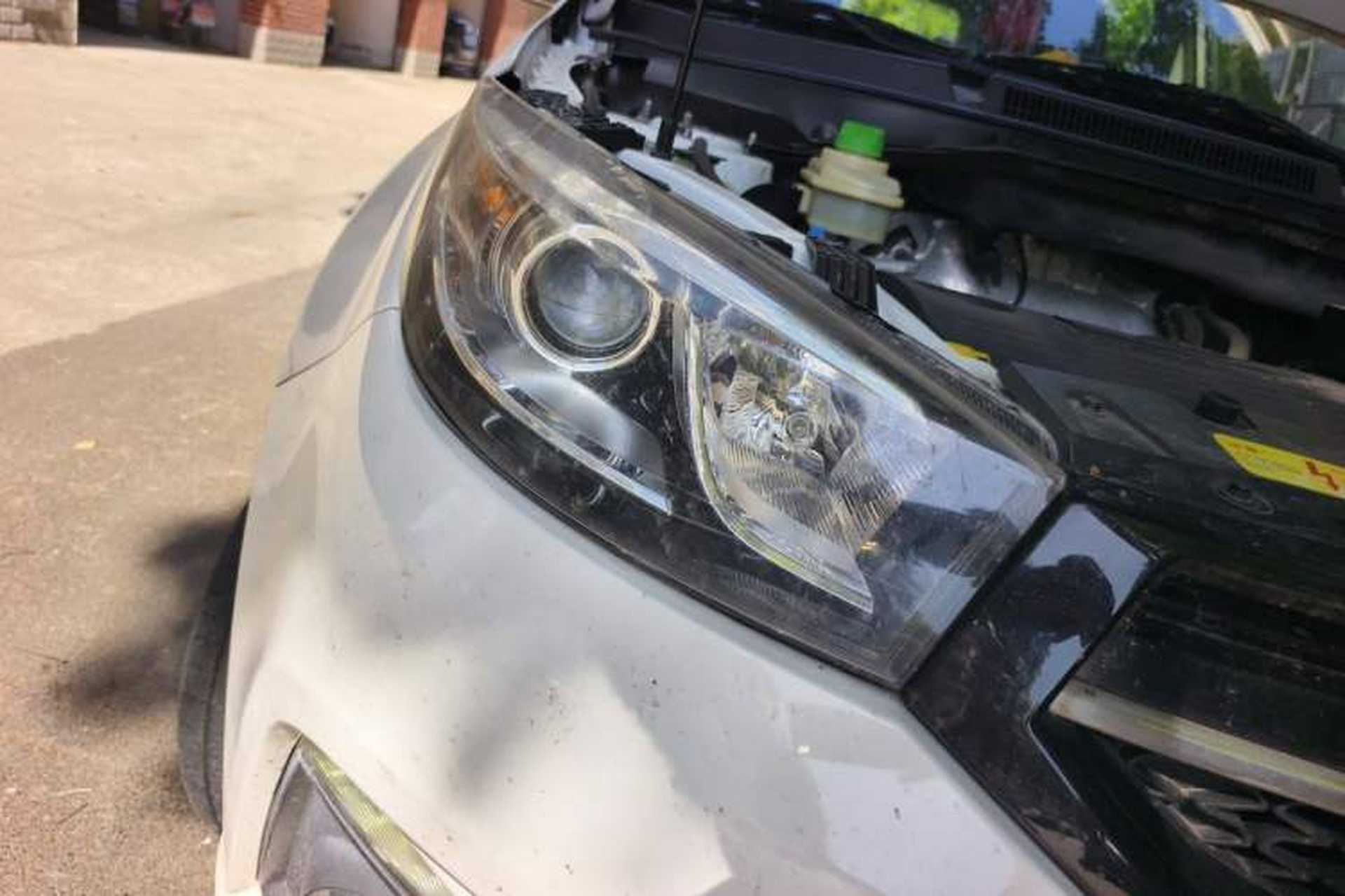 Used Chery Tiggo 3 2016 1.6L Manual ZhiShang Edition Right Front Headlight