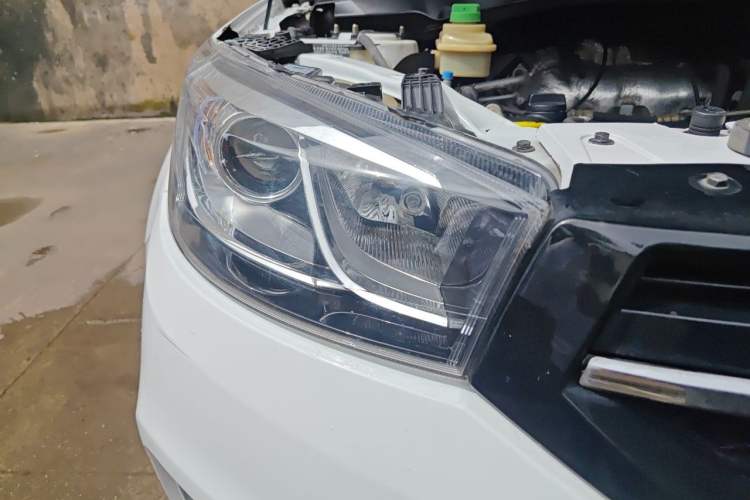 Used Chery Tiggo 3 2016 1.6L CVT Fashion Edition Right Front Headlight