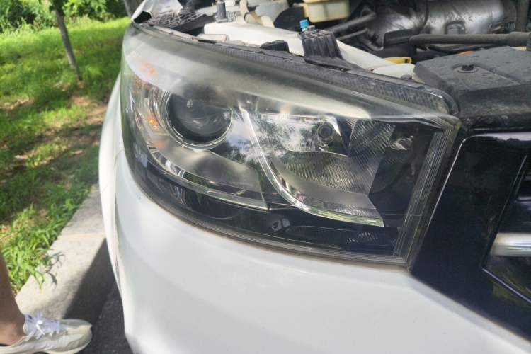 Used Chery Tiggo 3 2016 1.6L Manual Fashion Edition Right Front Headlight