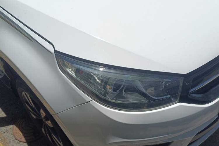 Used Chery Tiggo 3 2016 1.6L Manual ZhiShang Edition Right Front Headlight