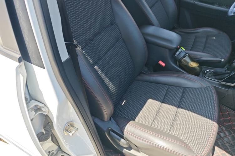 Used Chery Tiggo 3 2016 1.6L CVT ZhiShang Edition Right Front Seat