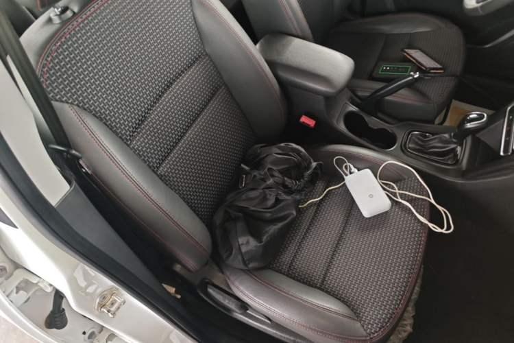 Used Chery Tiggo 3 2016 1.6L CVT ZhiShang Edition Right Front Seat