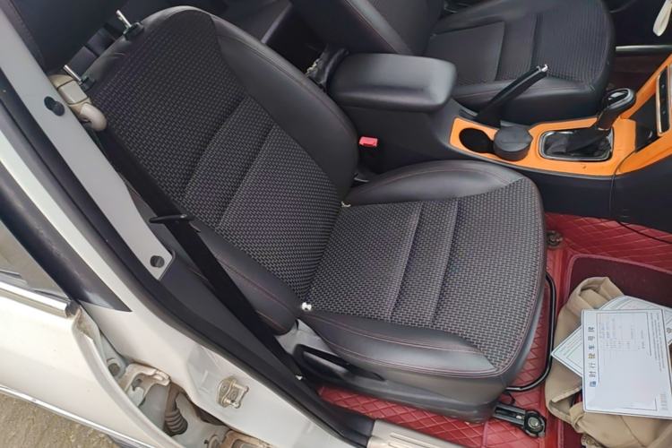 Used Chery Tiggo 3 2016 1.6L CVT ZhiShang Edition Right Front Seat