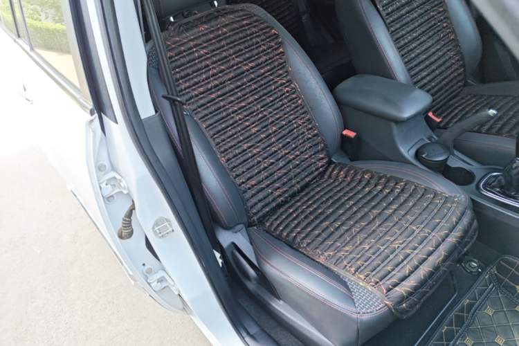 Used Chery Tiggo 3 2016 1.6L Manual ZhiShang Edition Right Front Seat
