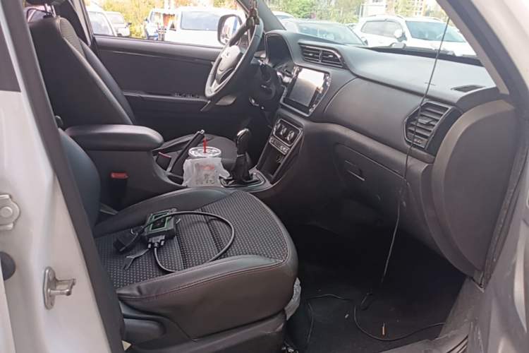 Used Chery Tiggo 3 2016 1.6L Manual ZhiShang Edition Right Front Seat