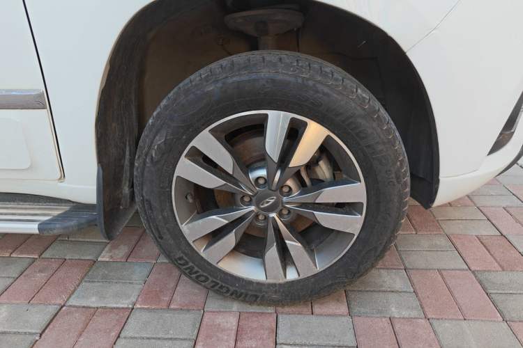 Used Chery Tiggo 3 2016 1.6L Manual ZhiShang Edition Right Front Wheel Hub