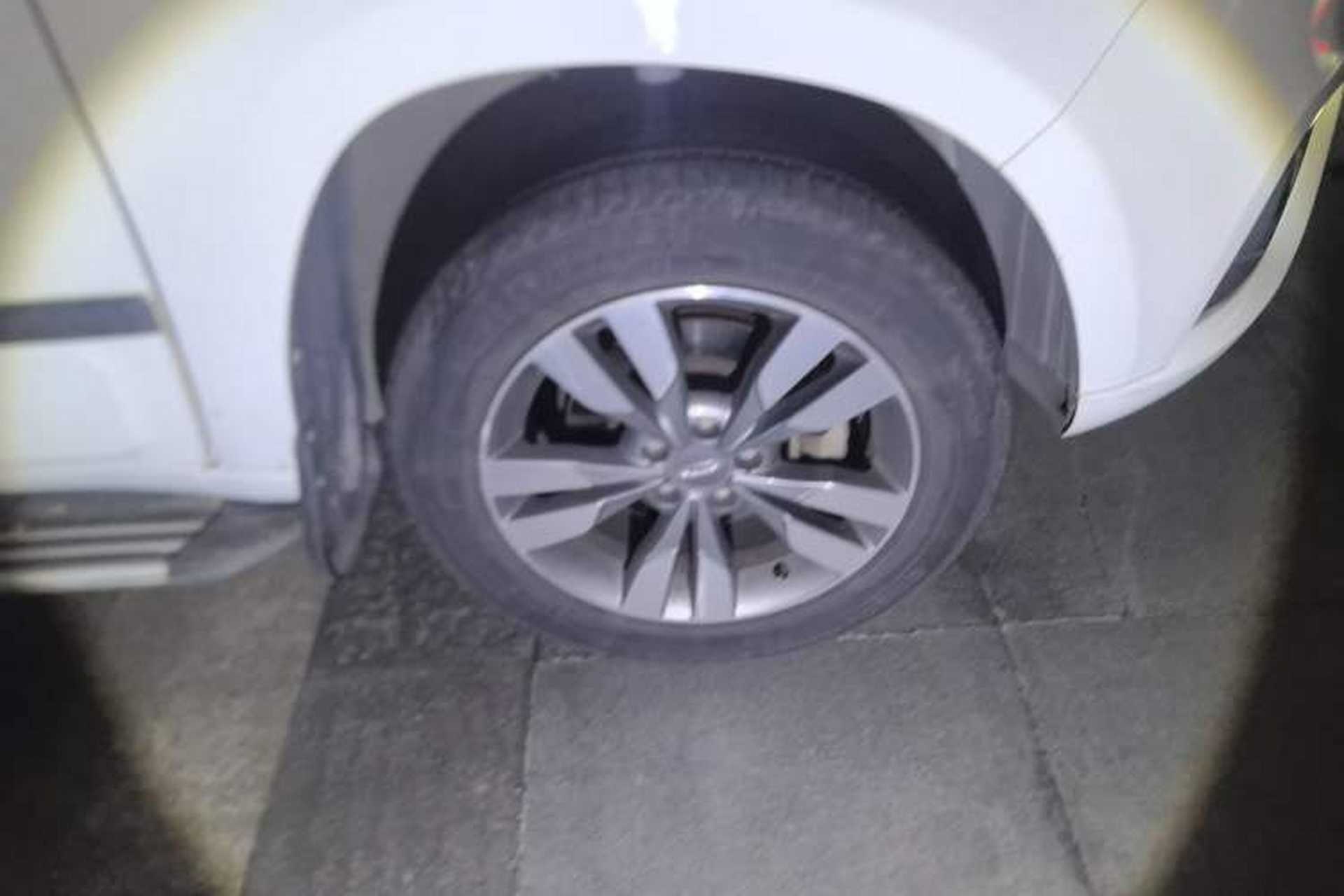 Used Chery Tiggo 3 2016 1.6L CVT ZhiShang Edition Right Front Wheel Hub
