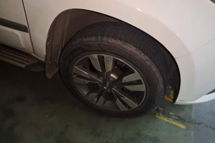 Used Chery Tiggo 3 2016 1.6L CVT ZhiShang Edition Right Front Wheel Hub