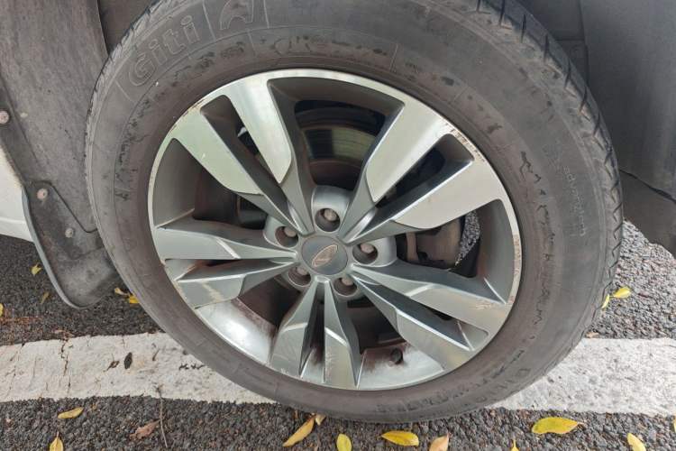 Used Chery Tiggo 3 2016 1.6L Manual ZhiShang Edition Right Front Wheel Hub