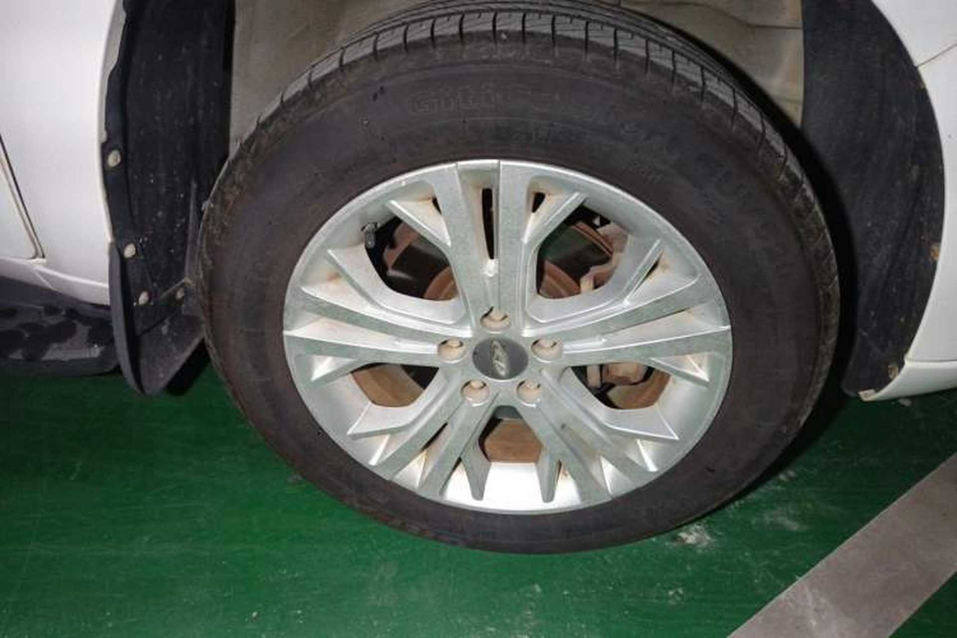 Used Chery Tiggo 3 2016 1.6L Manual Fashion Edition Right Front Wheel Hub