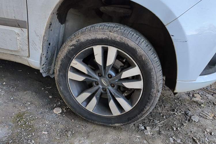 Used Chery Tiggo 3 2016 1.6L Manual ZhiShang Edition Right Front Wheel Hub