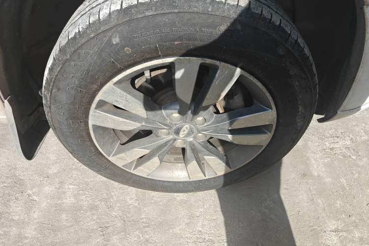 Used Chery Tiggo 3 2016 1.6L Manual ZhiShang Edition Right Front Wheel Hub