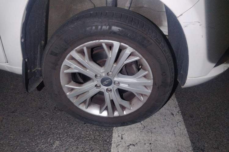Used Chery Tiggo 3 2016 1.6L Manual Fashion Edition Right Front Wheel Hub