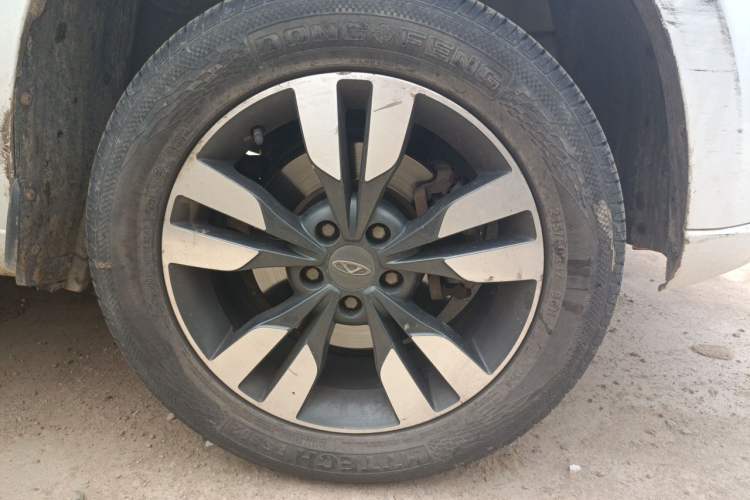 Used Chery Tiggo 3 2016 1.6L Manual ZhiShang Edition Right Front Wheel Hub