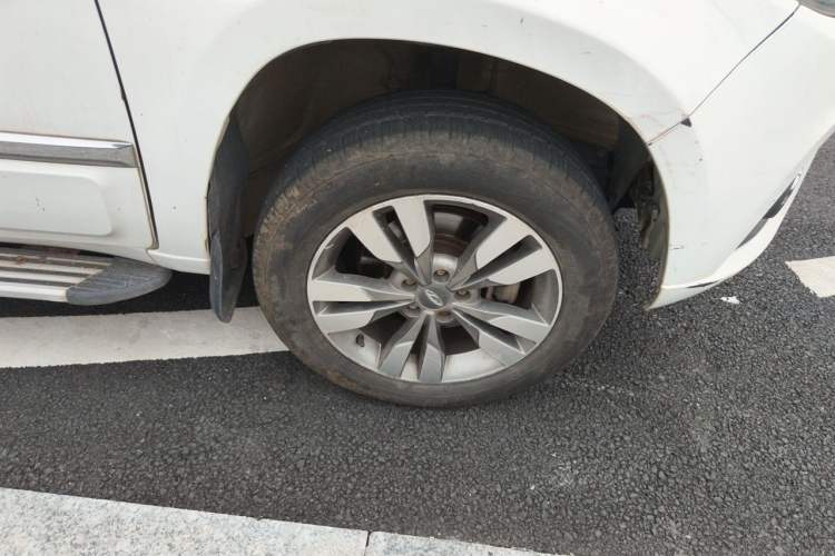Used Chery Tiggo 3 2016 1.6L Manual ZhiShang Edition Right Front Wheel Hub