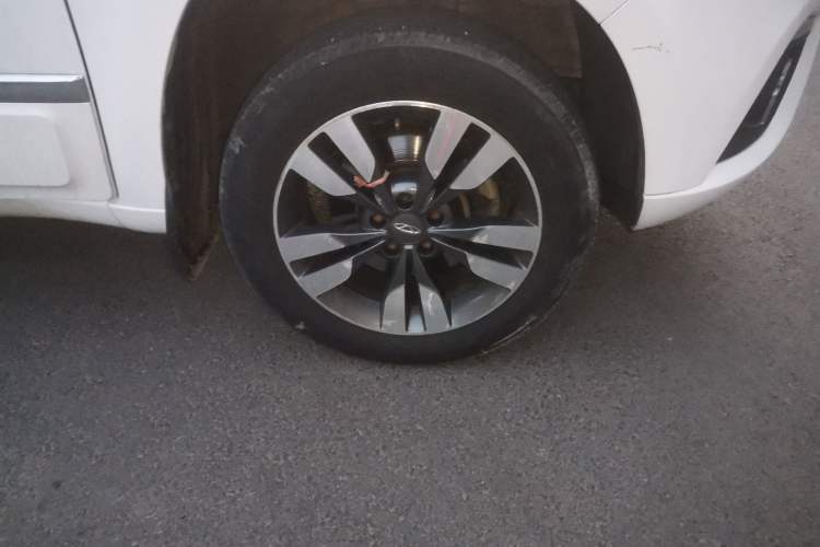 Used Chery Tiggo 3 2016 1.6L CVT ZhiShang Edition Right Front Wheel Hub