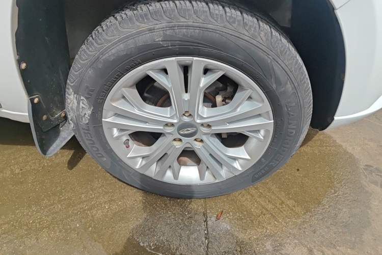 Used Chery Tiggo 3 2016 1.6L CVT Fashion Edition Right Front Wheel Hub