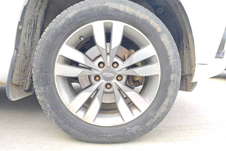 Used Chery Tiggo 3 2016 1.6L Manual ZhiShang Edition Right Front Wheel Hub