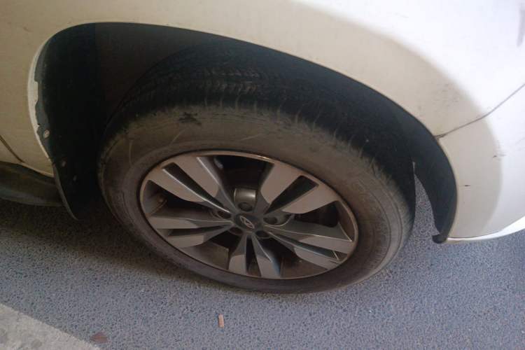 Used Chery Tiggo 3 2016 1.6L CVT ZhiShang Edition Right Front Wheel Hub