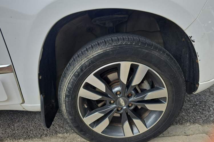 Used Chery Tiggo 3 2016 1.6L Manual ZhiShang Edition Right Front Wheel Hub