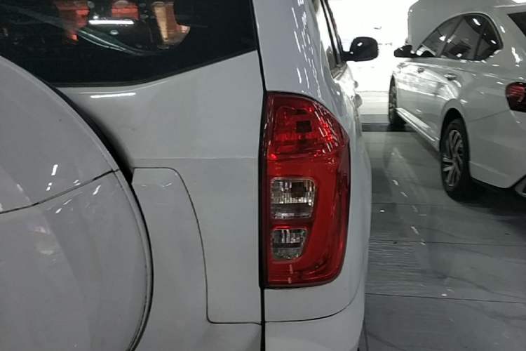 Used Chery Tiggo 3 2016 1.6L CVT ZhiShang Edition Right Rear Taillight