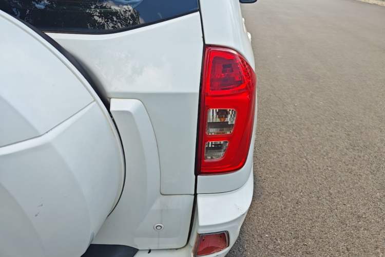 Used Chery Tiggo 3 2016 1.6L Manual ZhiShang Edition Right Rear Taillight