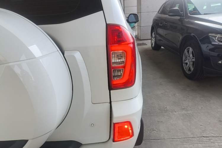 Used Chery Tiggo 3 2016 1.6L CVT ZhiShang Edition Right Rear Taillight