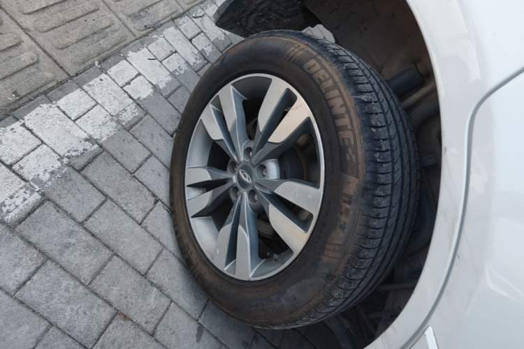 Used Chery Tiggo 3 2016 1.6L Manual ZhiShang Edition Right Rear Wheel Hub