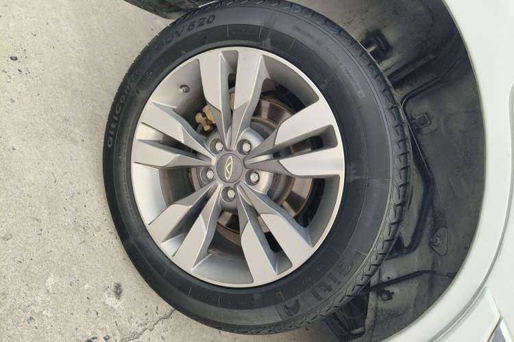 Used Chery Tiggo 3 2016 1.6L CVT ZhiShang Edition Right Rear Wheel Hub