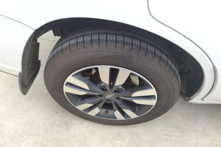 Used Chery Tiggo 3 2016 1.6L CVT ZhiShang Edition Right Rear Wheel Hub
