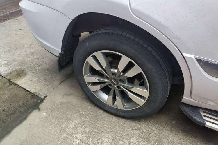 Used Chery Tiggo 3 2016 1.6L CVT ZhiShang Edition Right Rear Wheel Hub