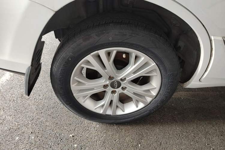 Used Chery Tiggo 3 2016 1.6L Manual Fashion Edition Right Rear Wheel Hub