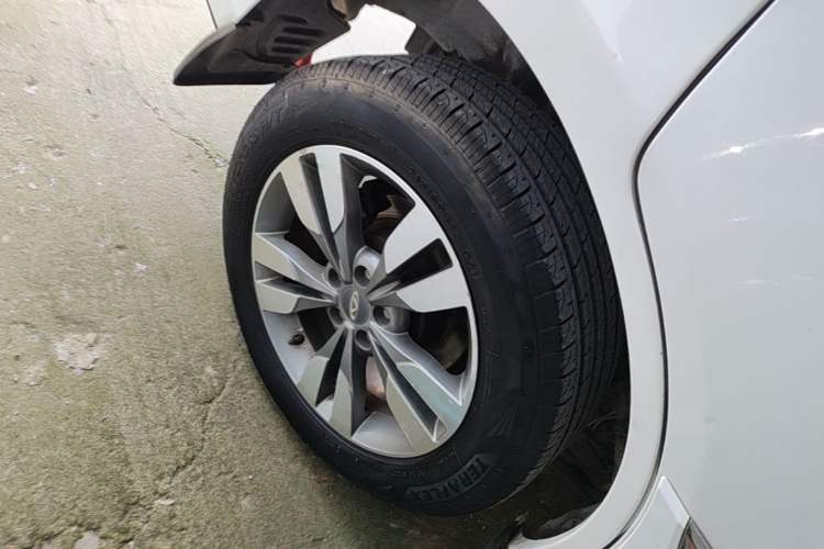 Used Chery Tiggo 3 2016 1.6L Manual ZhiShang Edition Right Rear Wheel Hub