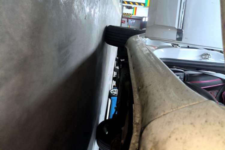 Used Chery Tiggo 3 2016 1.6L CVT ZhiShang Edition Right Side Sill