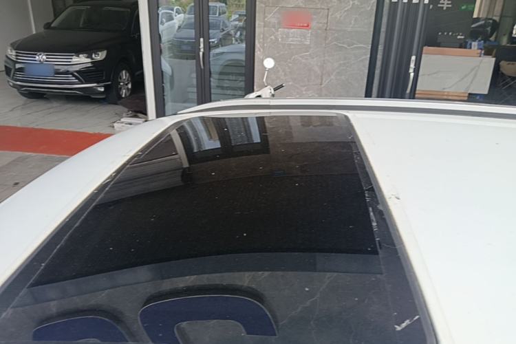 Used Chery Tiggo 3 2016 1.6L Manual ZhiShang Edition Roof