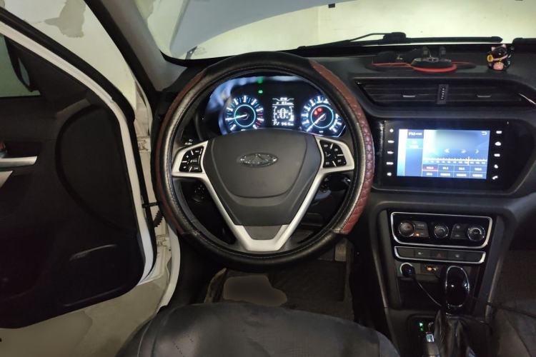 Used Chery Tiggo 3 2016 1.6L CVT ZhiShang Edition Steering Wheel