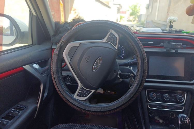 Used Chery Tiggo 3 2016 1.6L Manual ZhiShang Edition Steering Wheel
