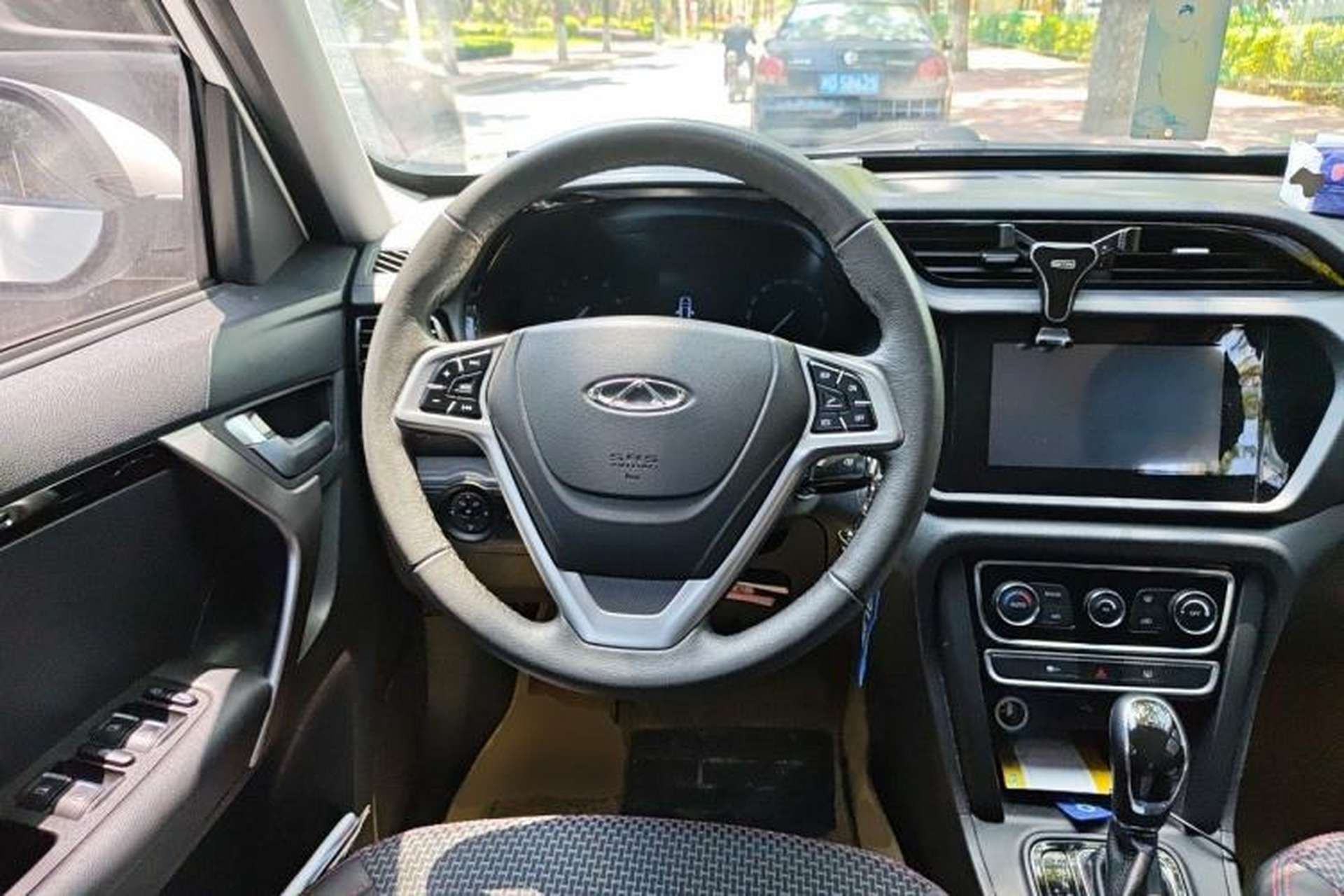Used Chery Tiggo 3 2016 1.6L CVT ZhiShang Edition Steering Wheel