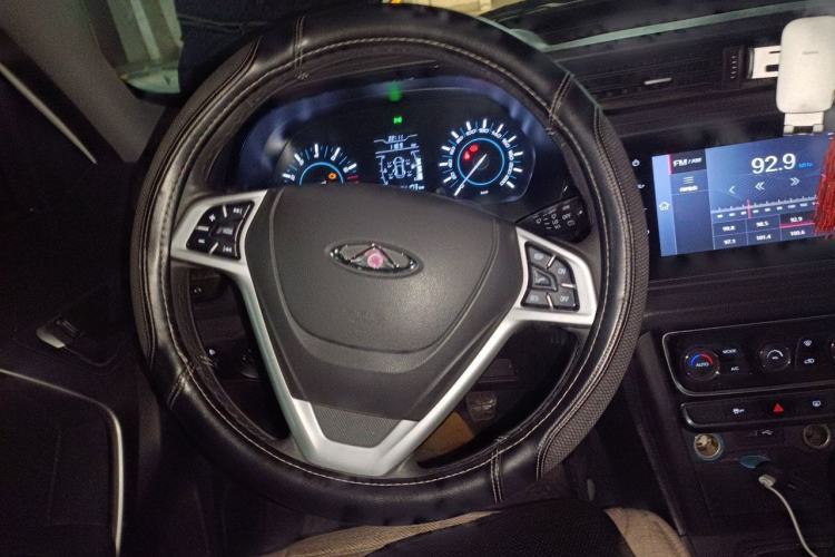Used Chery Tiggo 3 2016 1.6L Manual ZhiShang Edition Steering Wheel