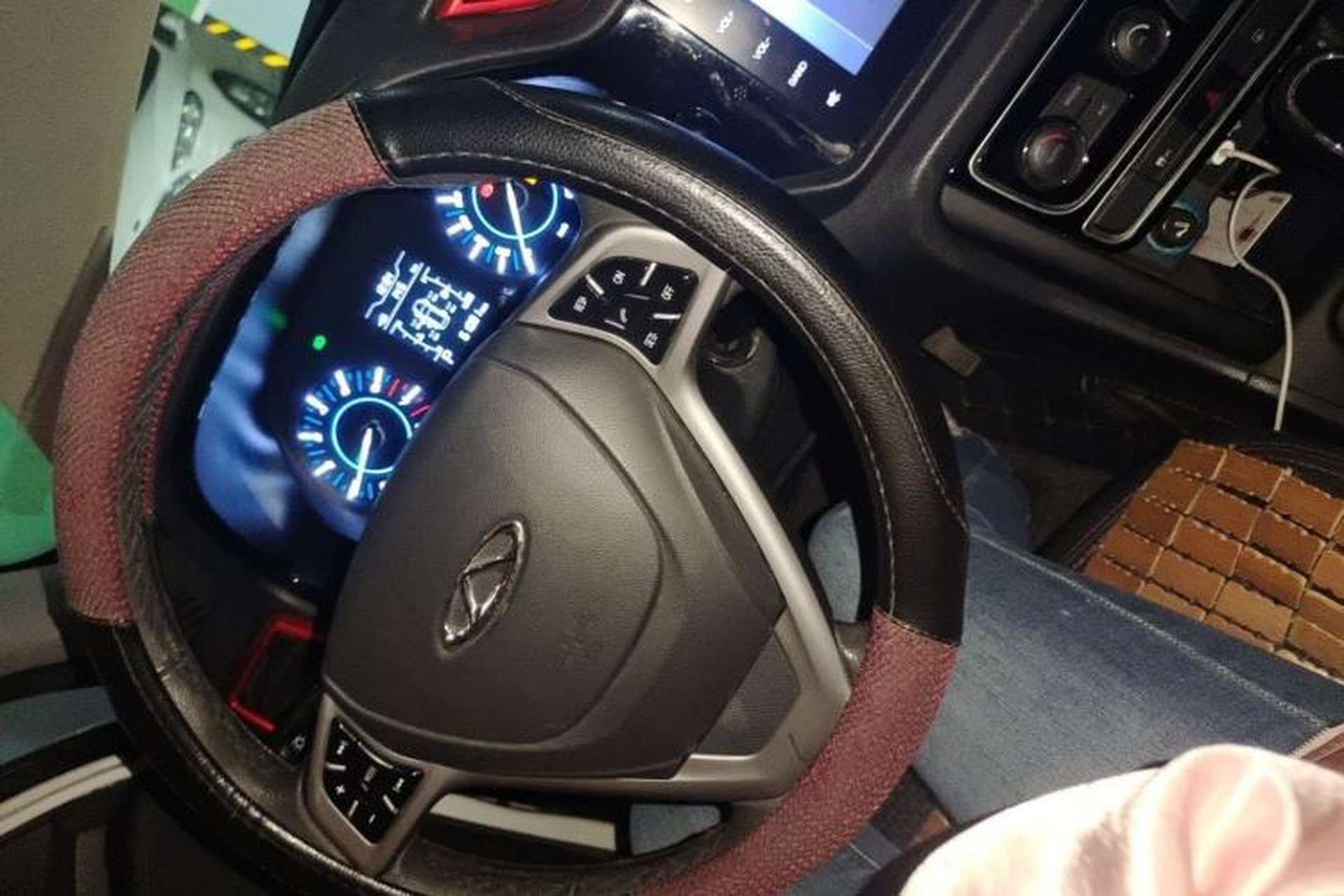 Used Chery Tiggo 3 2016 1.6L CVT ZhiShang Edition Steering Wheel