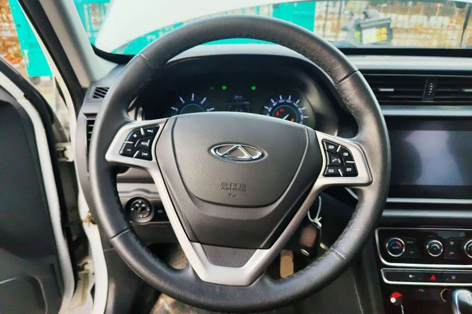 Used Chery Tiggo 3 2016 1.6L CVT ZhiShang Edition Steering Wheel